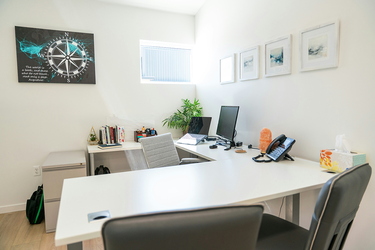 Luxury garden office in Saffron Walden with wooden exterior